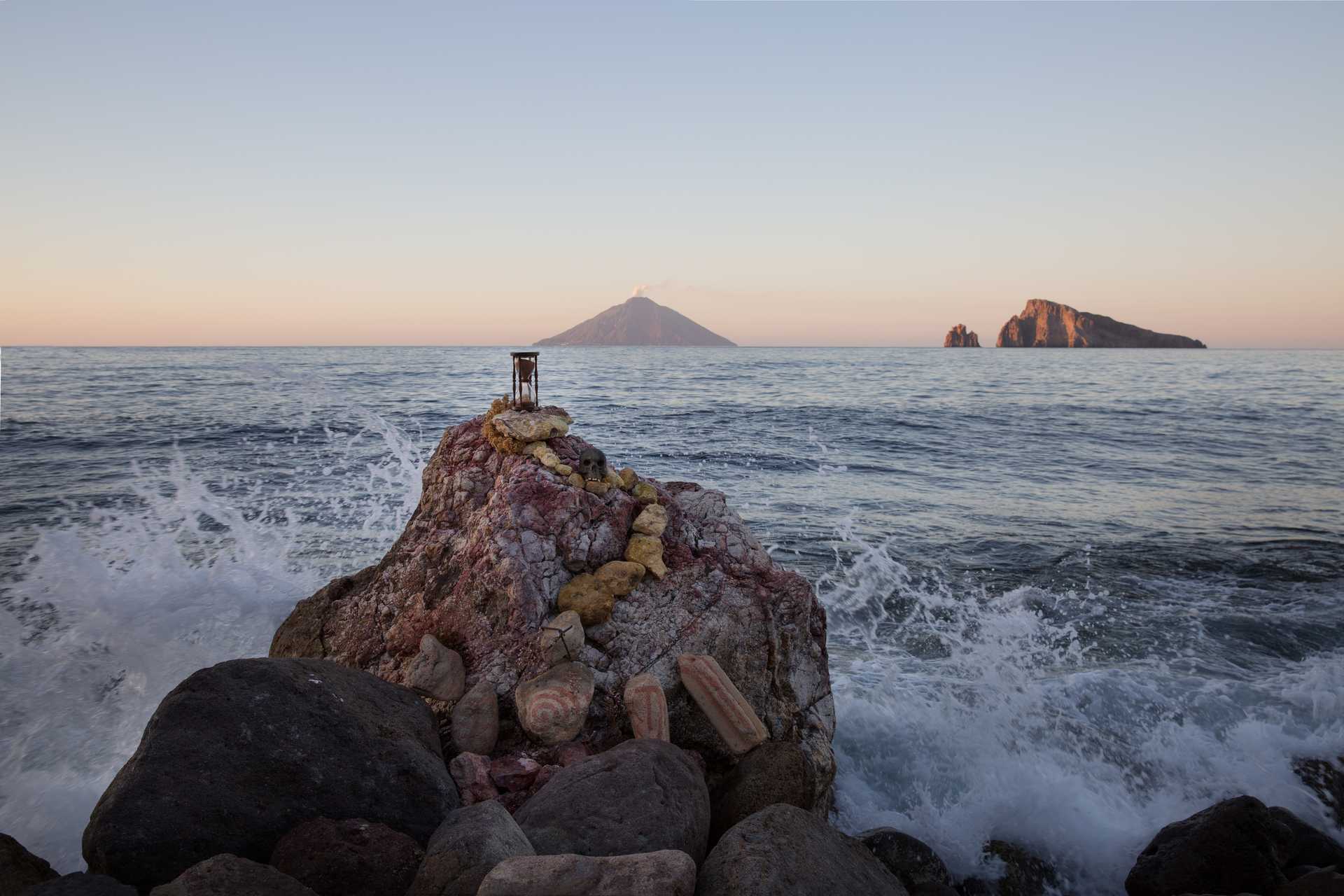 Iddu by Anne de Carbuccia, from the TimeShrines series